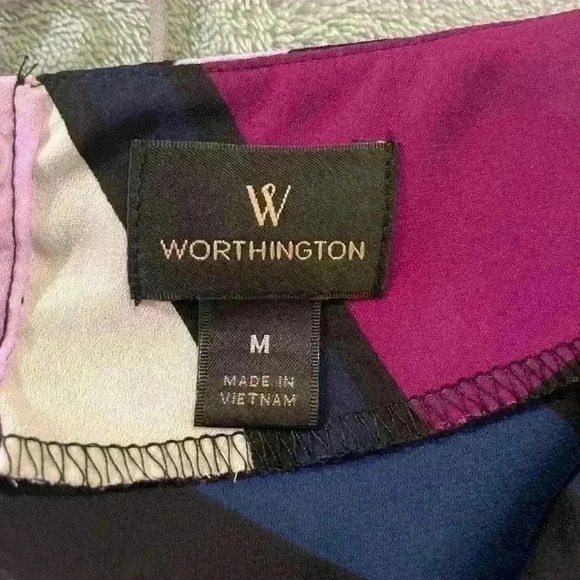 Women’s Colorful Worthington Blouse - Picture 6 of 6